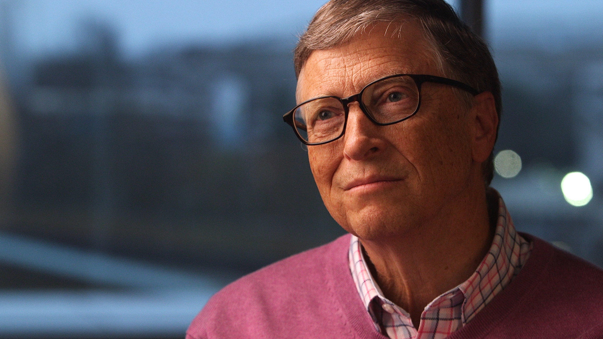As of August 6, 2018, William Henry Gates III had a net worth of $95.4 billion, making him the second-richest person in the world, behind Jeff Bezos.