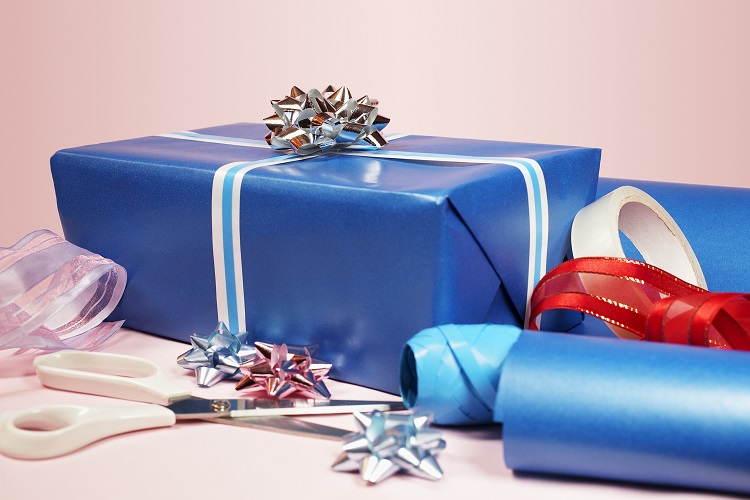 Can you recycle your gift wrap?