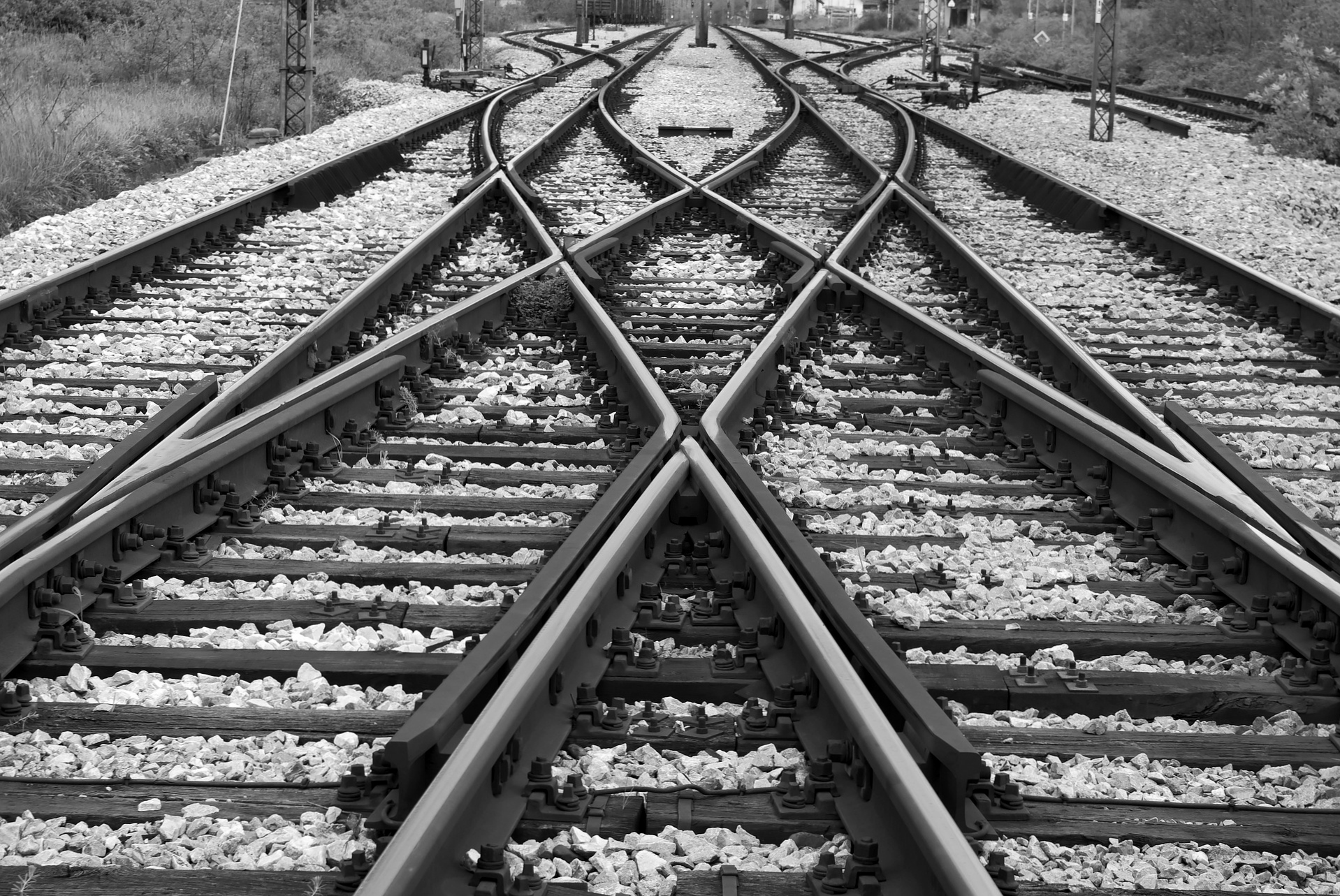 railroad-black-and-white