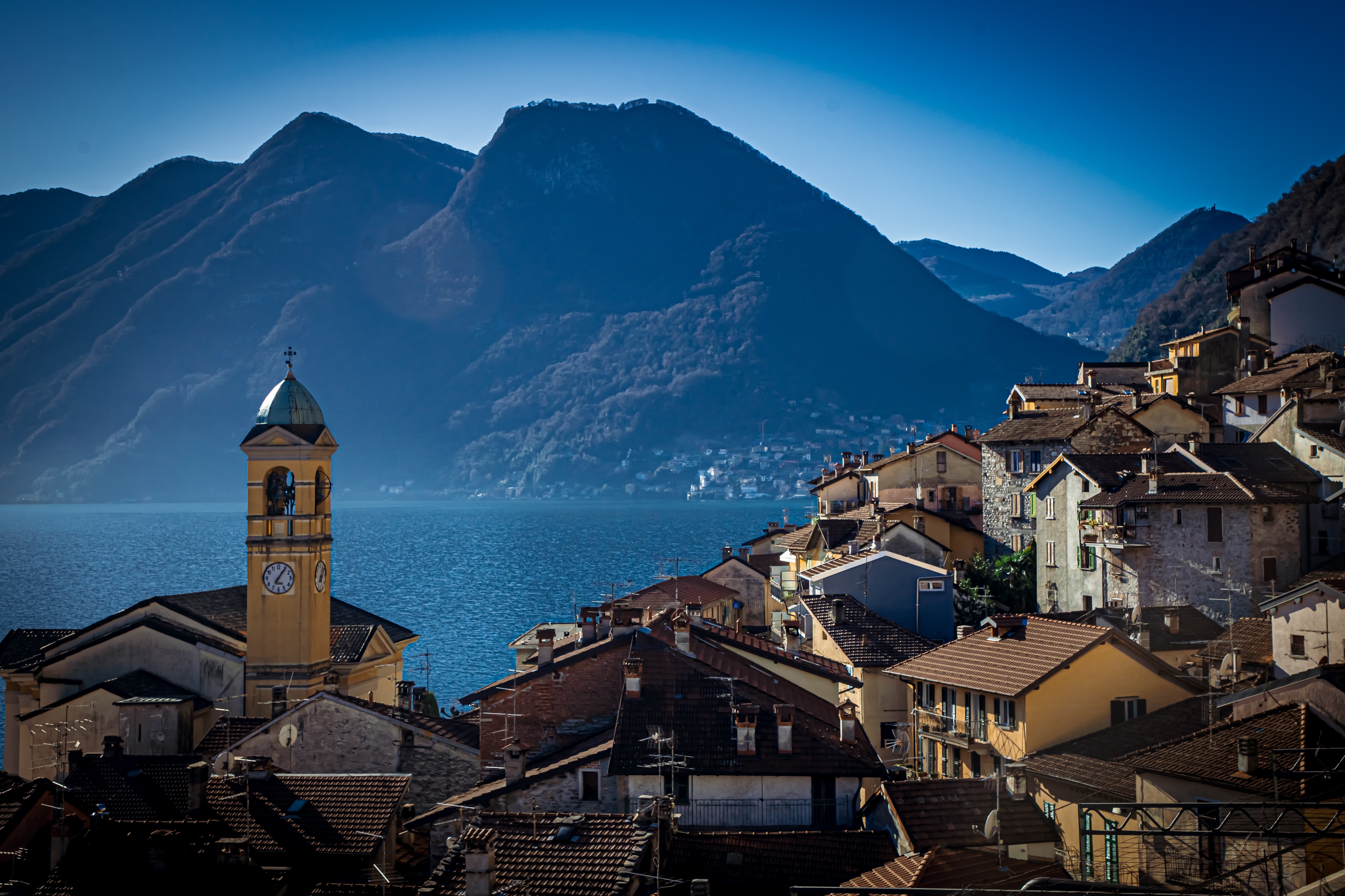 Lake Como; Photo by Bruce Meier on Unsplash