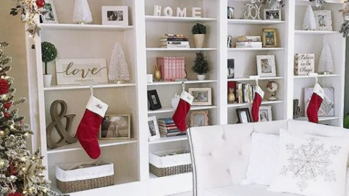 Holiday Decor Must Have's Cover Photo