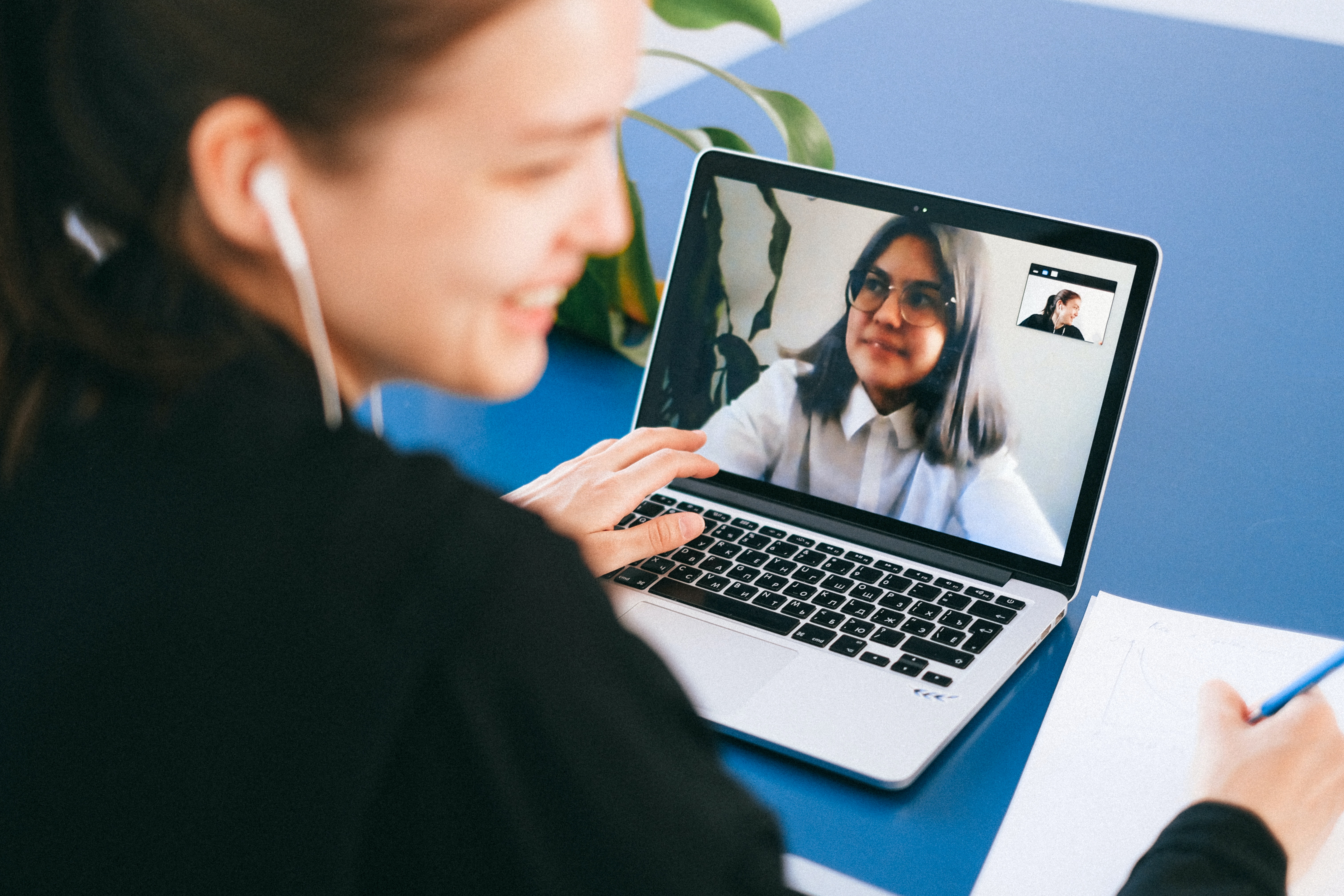 Tips to Ace your Remote Job Interview - Thrive Global