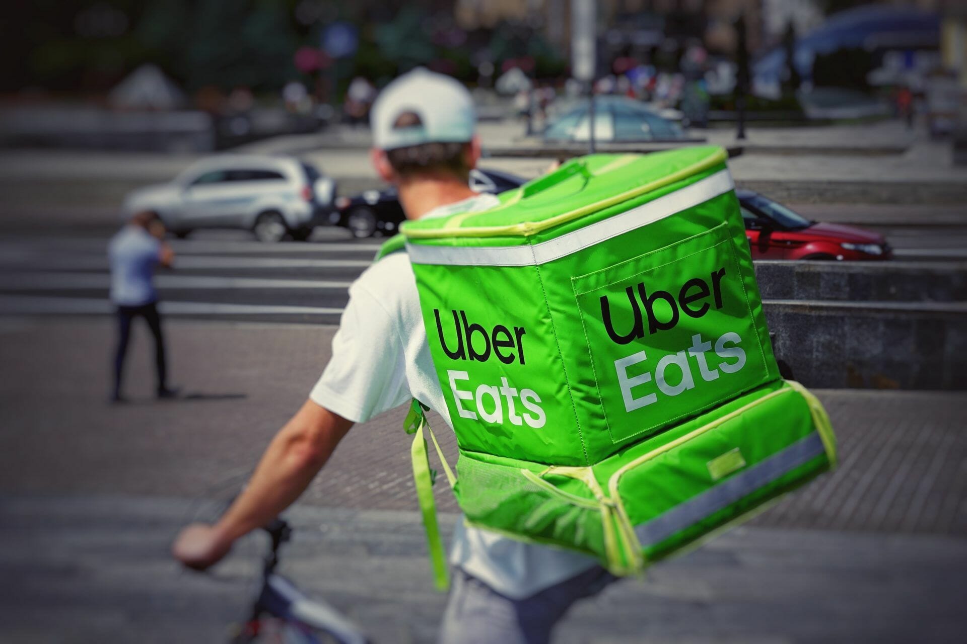 Uber Eats Pizza delivery
