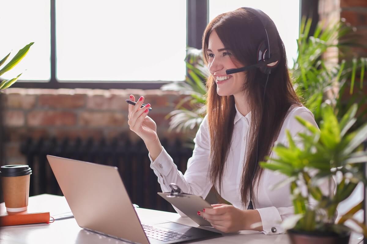 How to Stay Motivated and Friendly During Negative Customer Calls